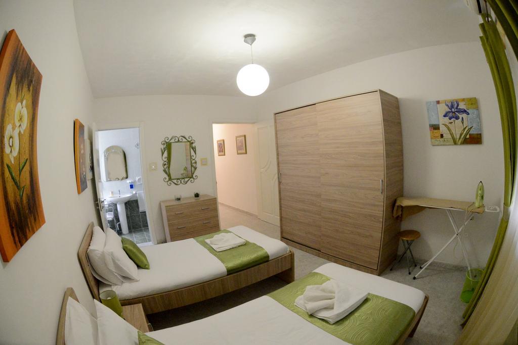 Village Corner 3 Bedroom Apartment With Garage Марсаскала Екстер'єр фото
